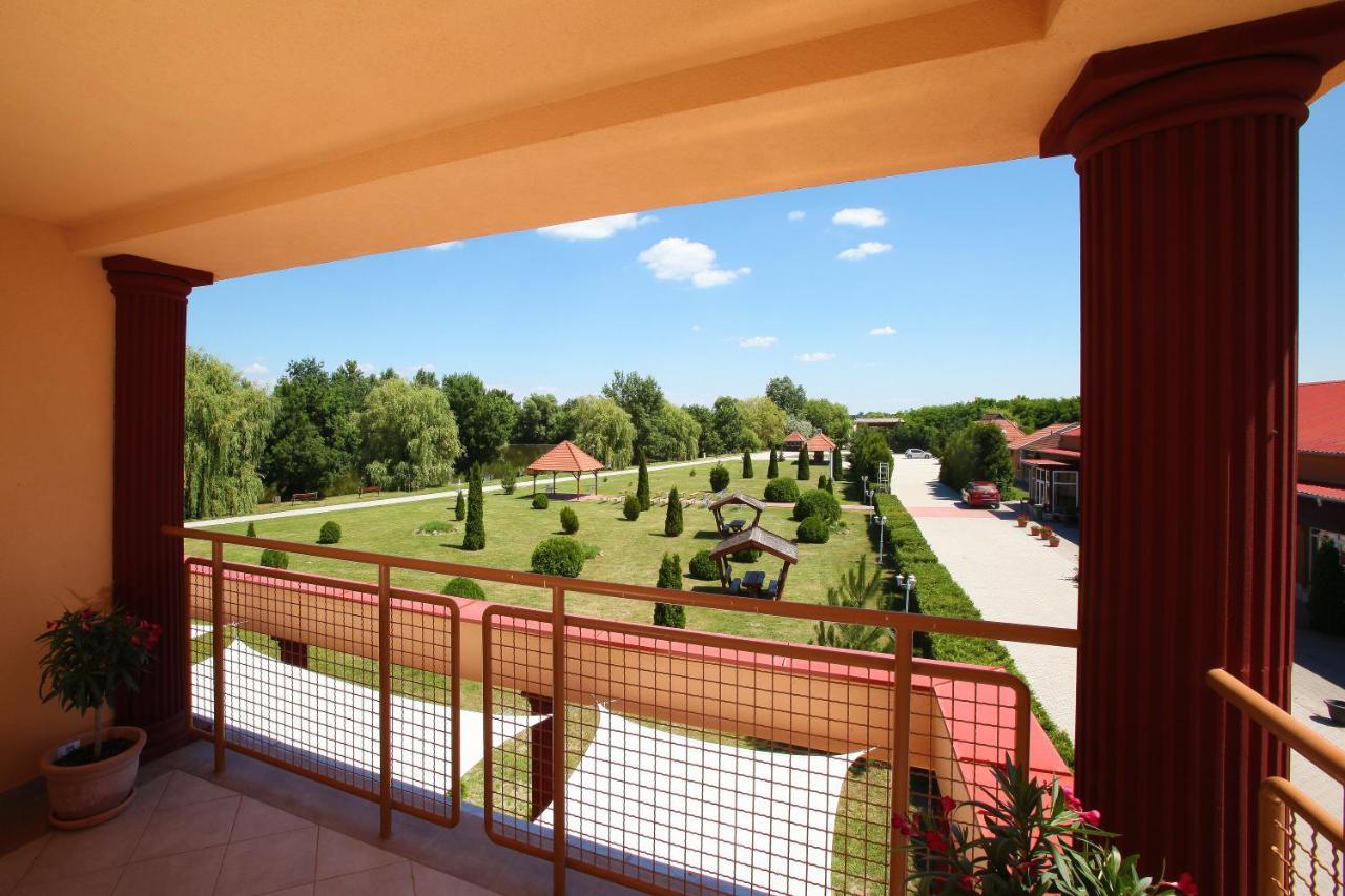 Termál Hotel Vesta Tapioszecso Esterno foto