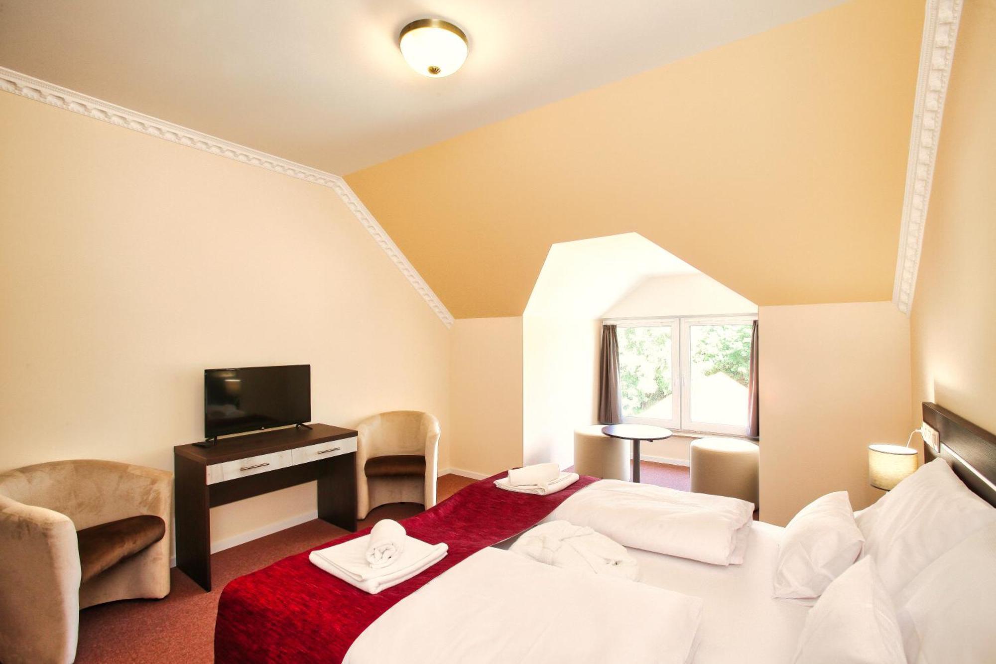 Termál Hotel Vesta Tapioszecso Esterno foto