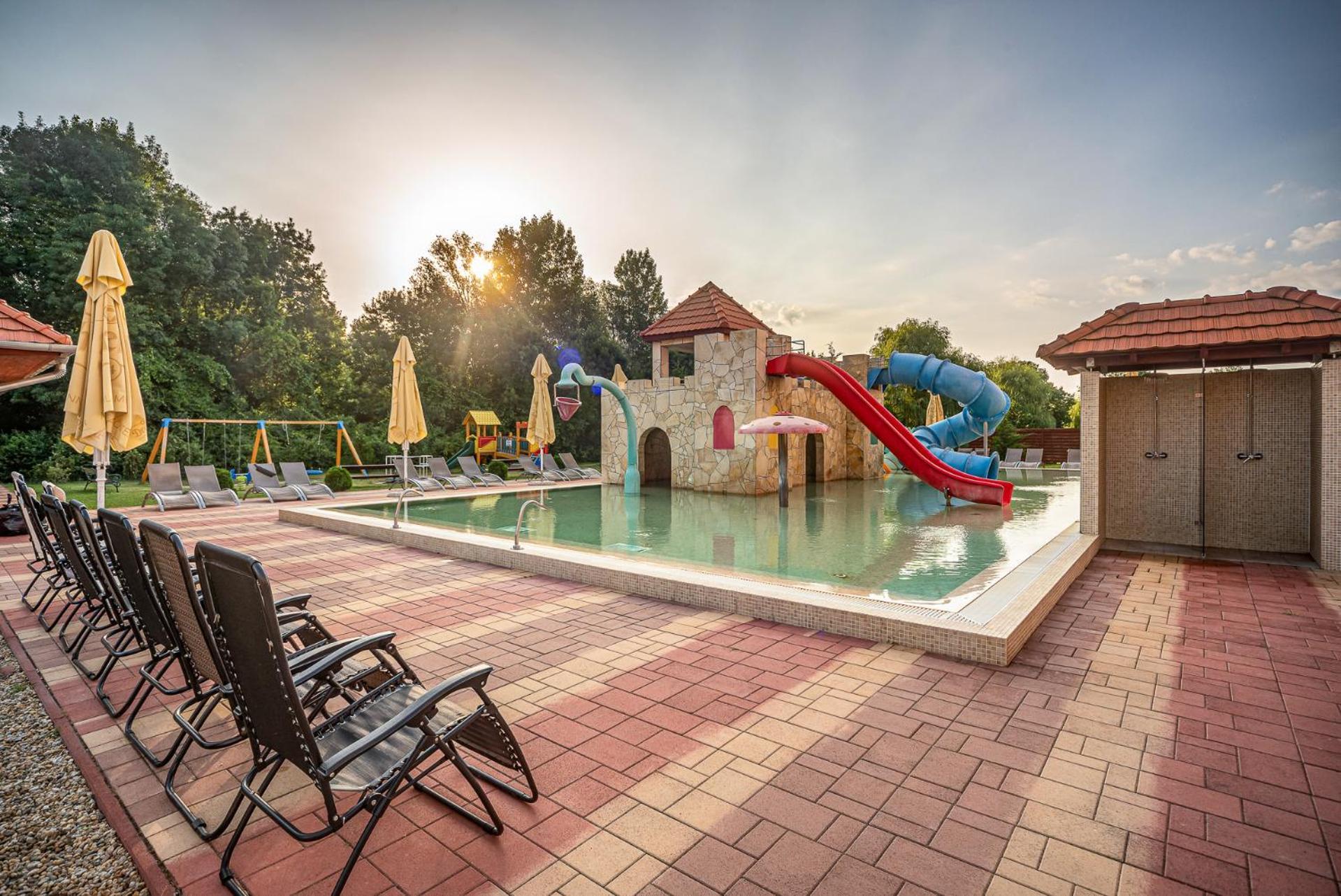 Termál Hotel Vesta Tapioszecso Esterno foto