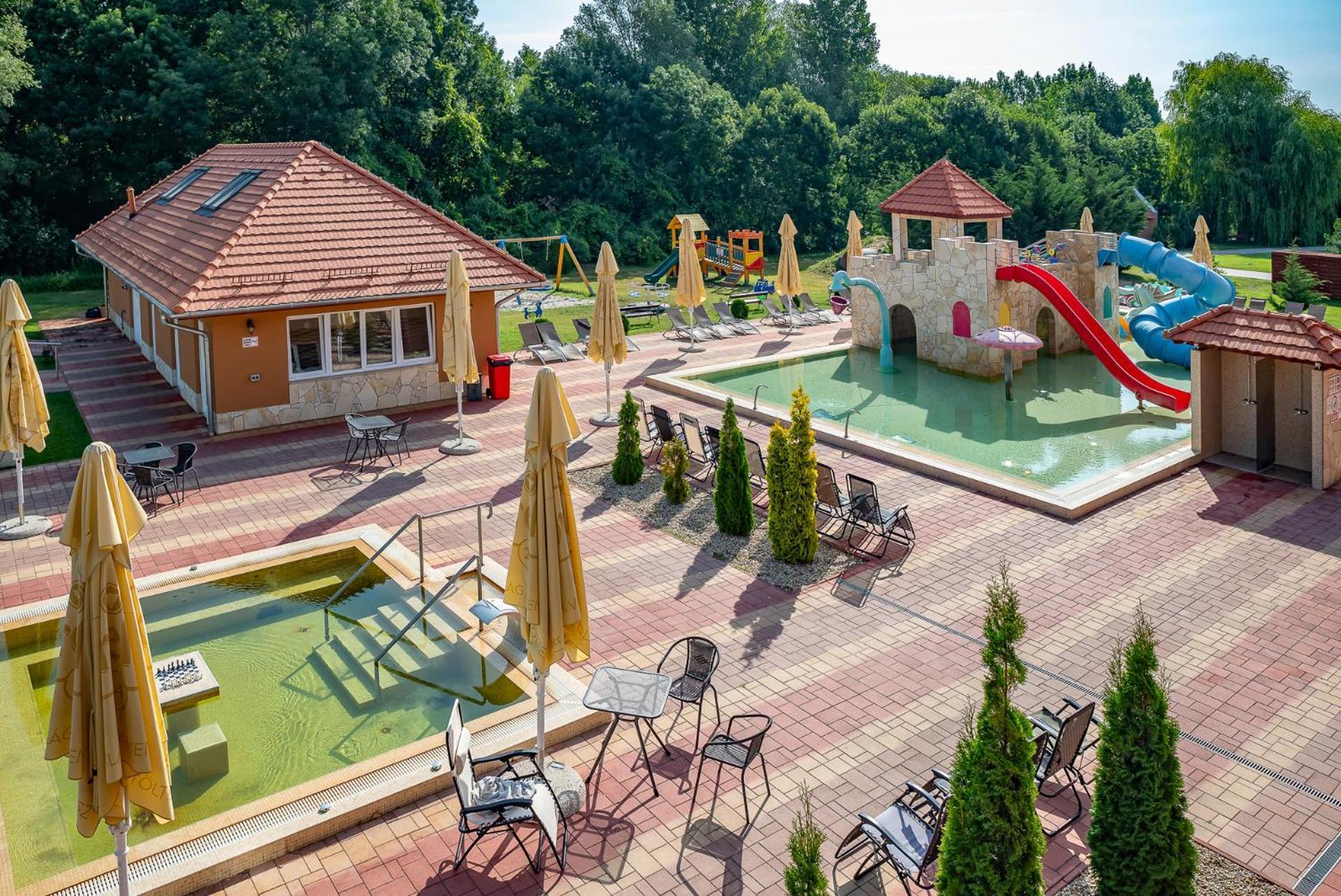 Termál Hotel Vesta Tapioszecso Esterno foto