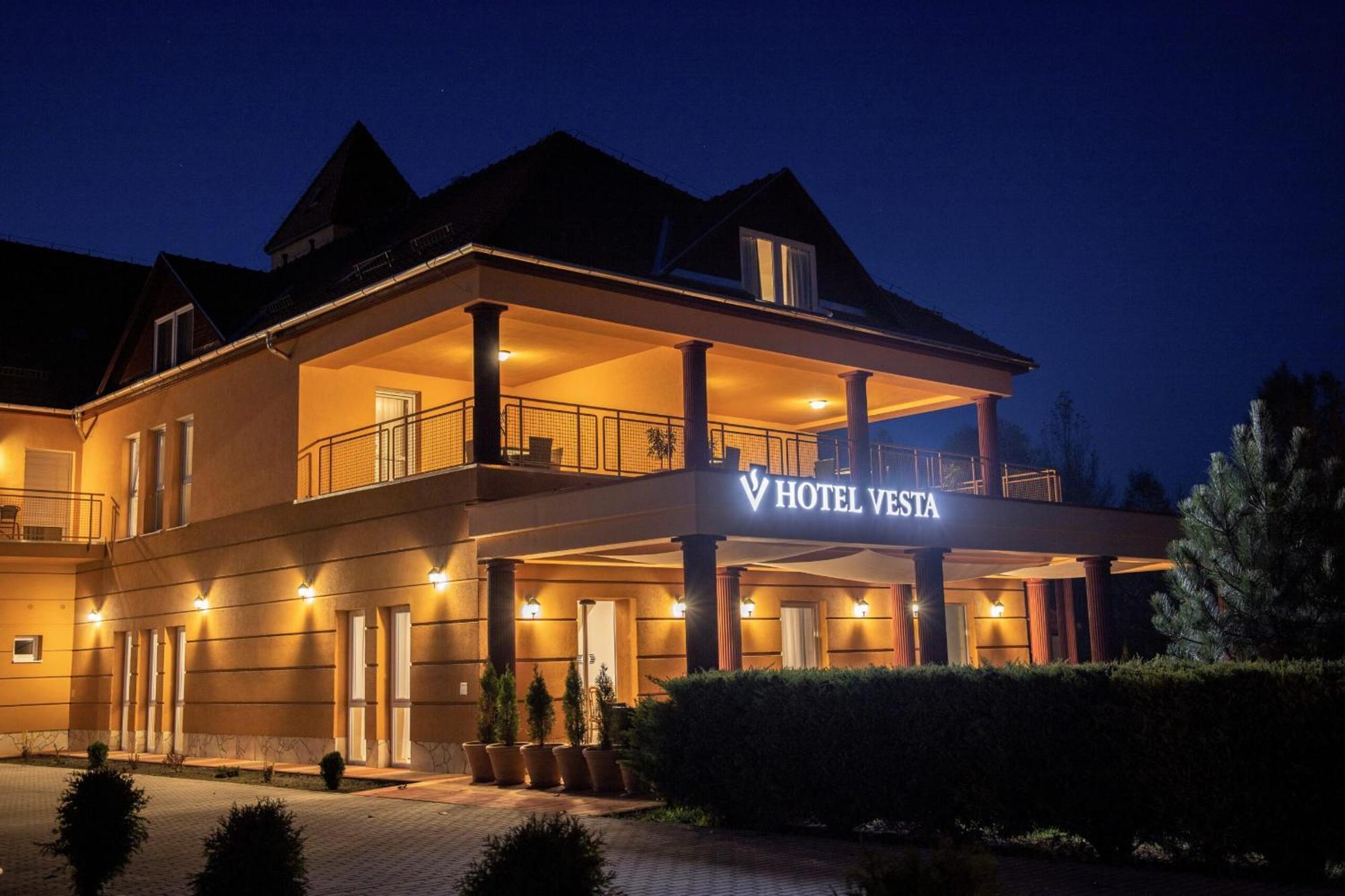 Termál Hotel Vesta Tapioszecso Esterno foto