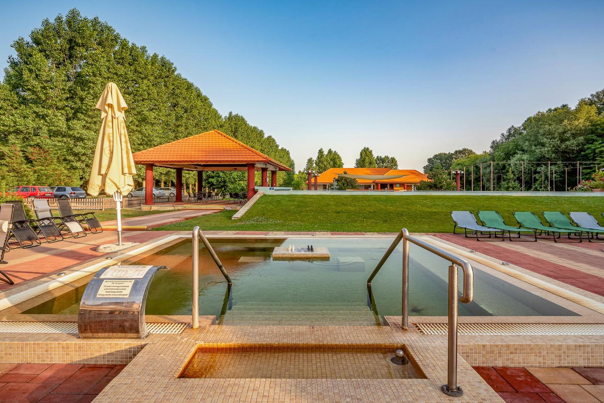 Termál Hotel Vesta Tapioszecso Esterno foto